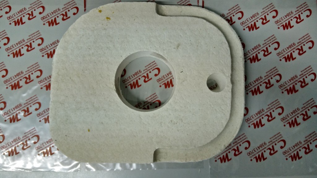 Aislante Domusa tapa fundicion antigua (97-2003) – MAIS000009