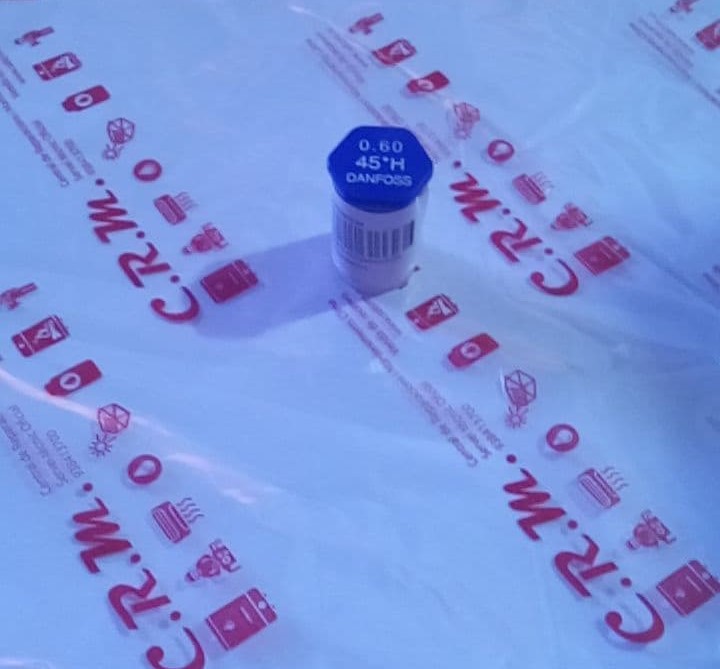 Inyector gasoil 060 G 45º H boquilla Domusa (CQUE000074) – CQUE000231