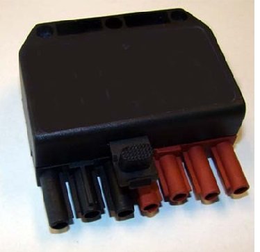 [54428047] CONECTOR MACHO 7 POLOS