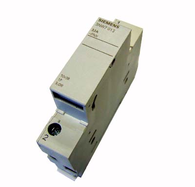 [5476C013] PORTAFUSIBLE 10X38 32A – 5476C013